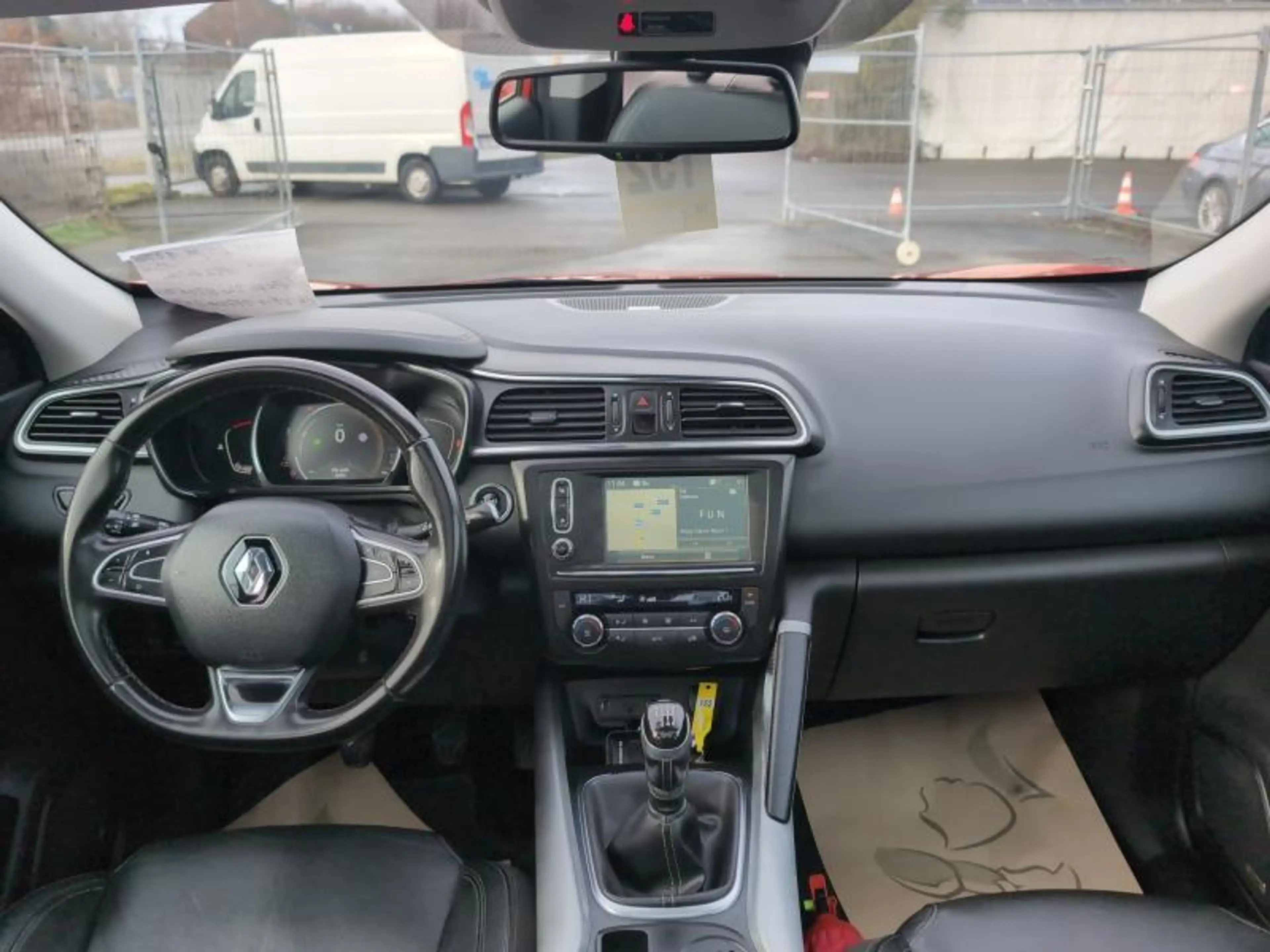 Renault Kadjar Bose 1.2TCe 130cv Rouge 06/16 Airco Cruise Bluetoo — photo 9