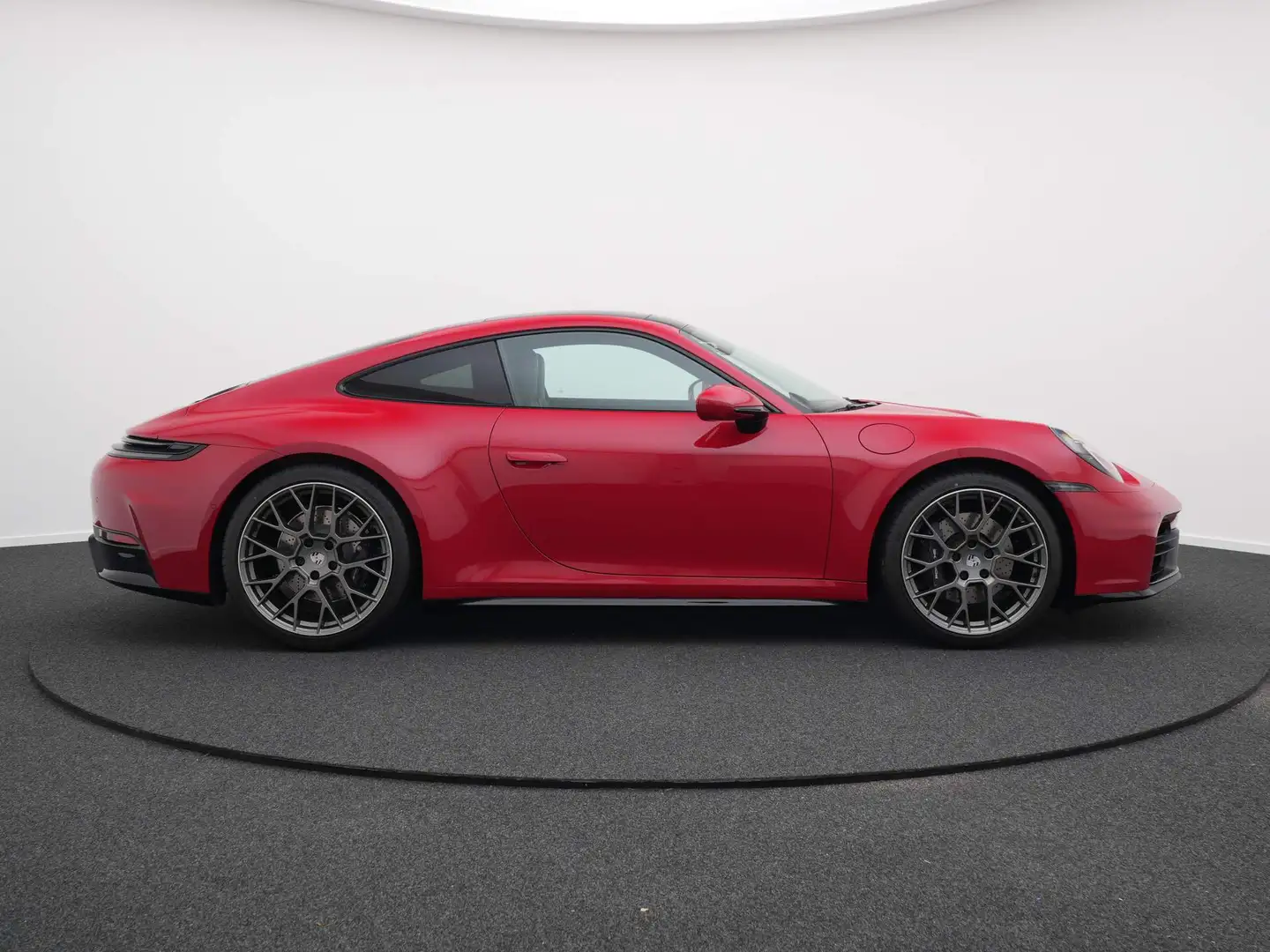 Porsche 992 Carrera MJ2025 Rood - 2