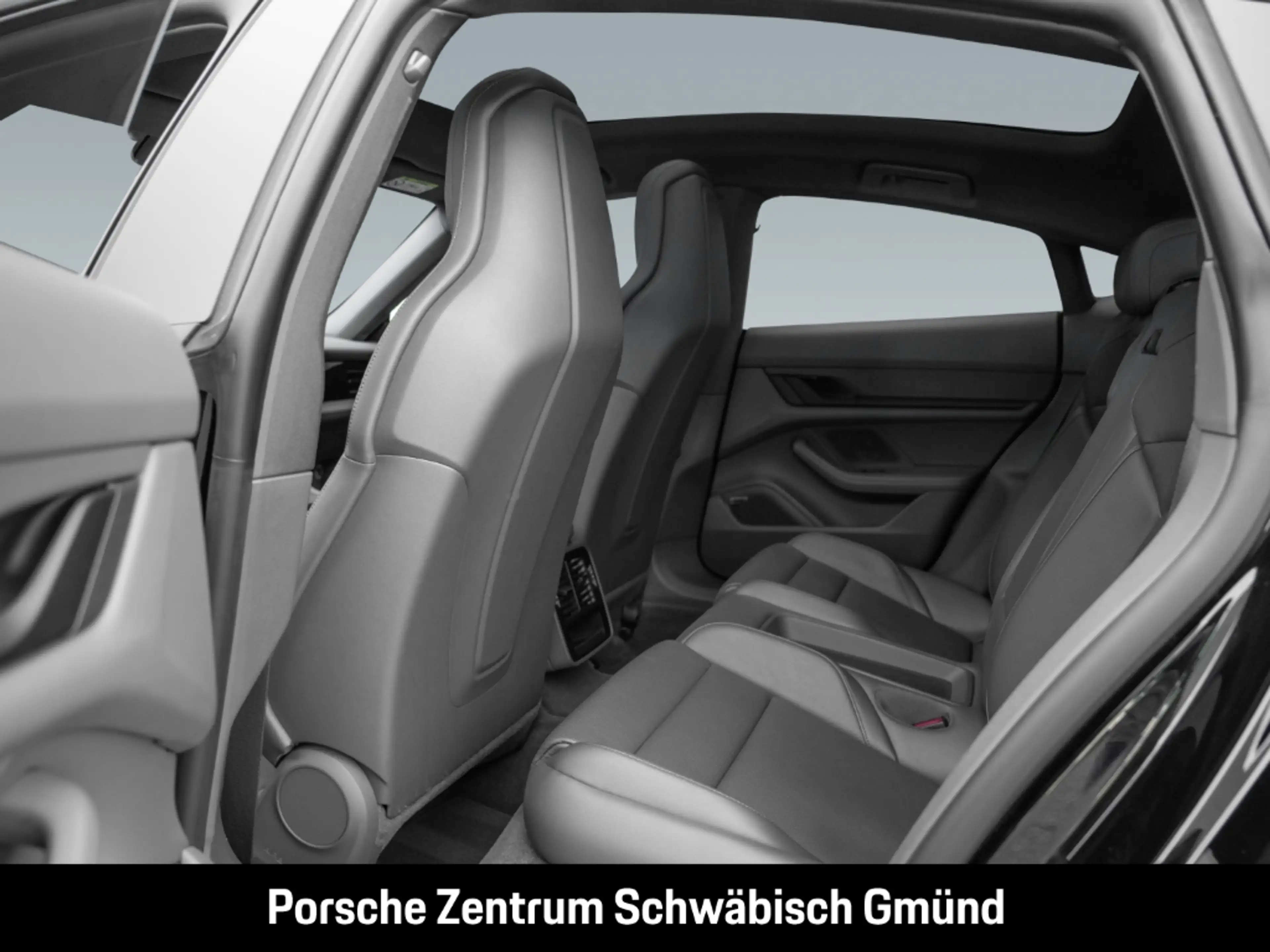Porsche Taycan 4S — photo 8