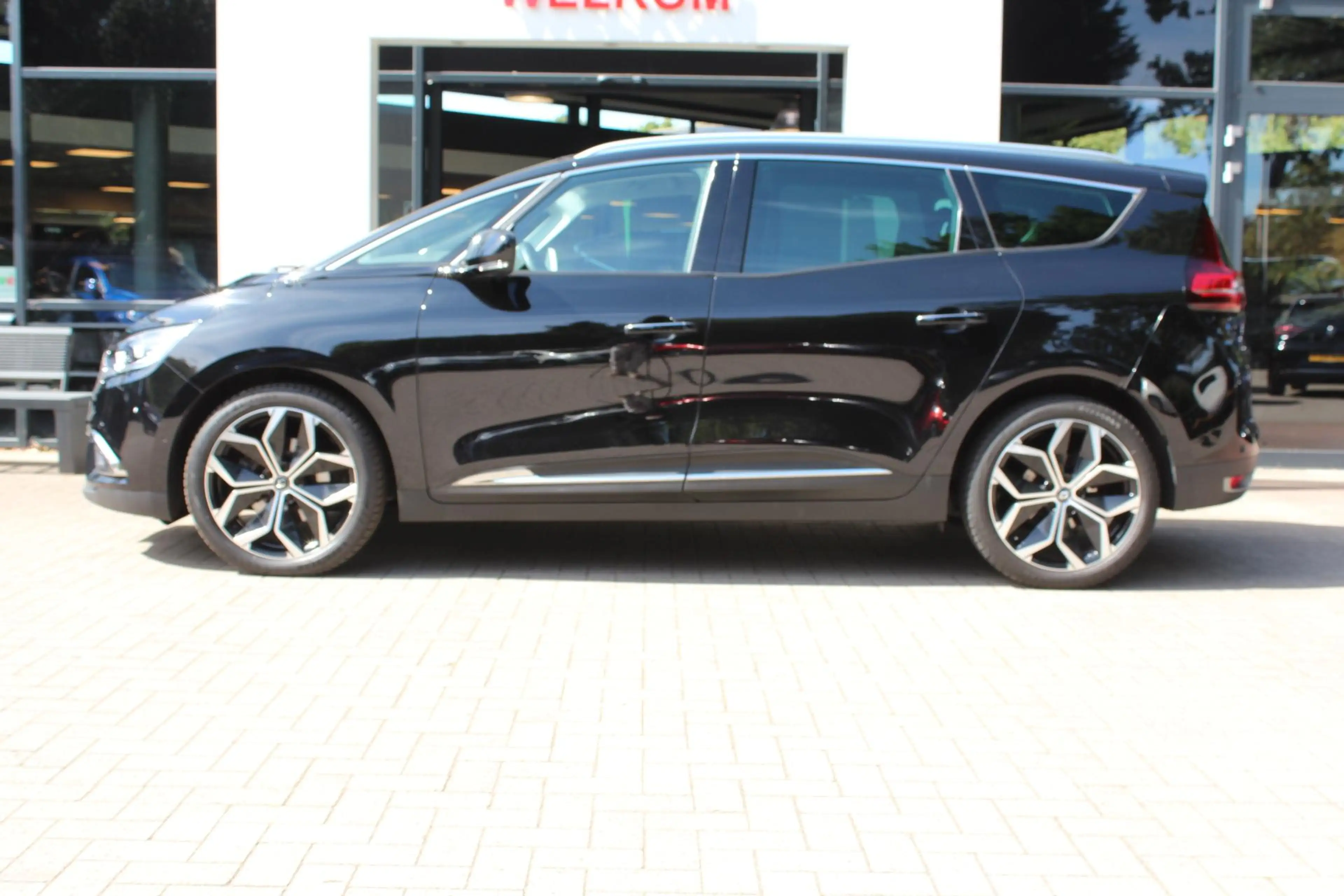 Renault Grand Scenic 1.3 TCe Intens 140 pk Automaat — photo 4
