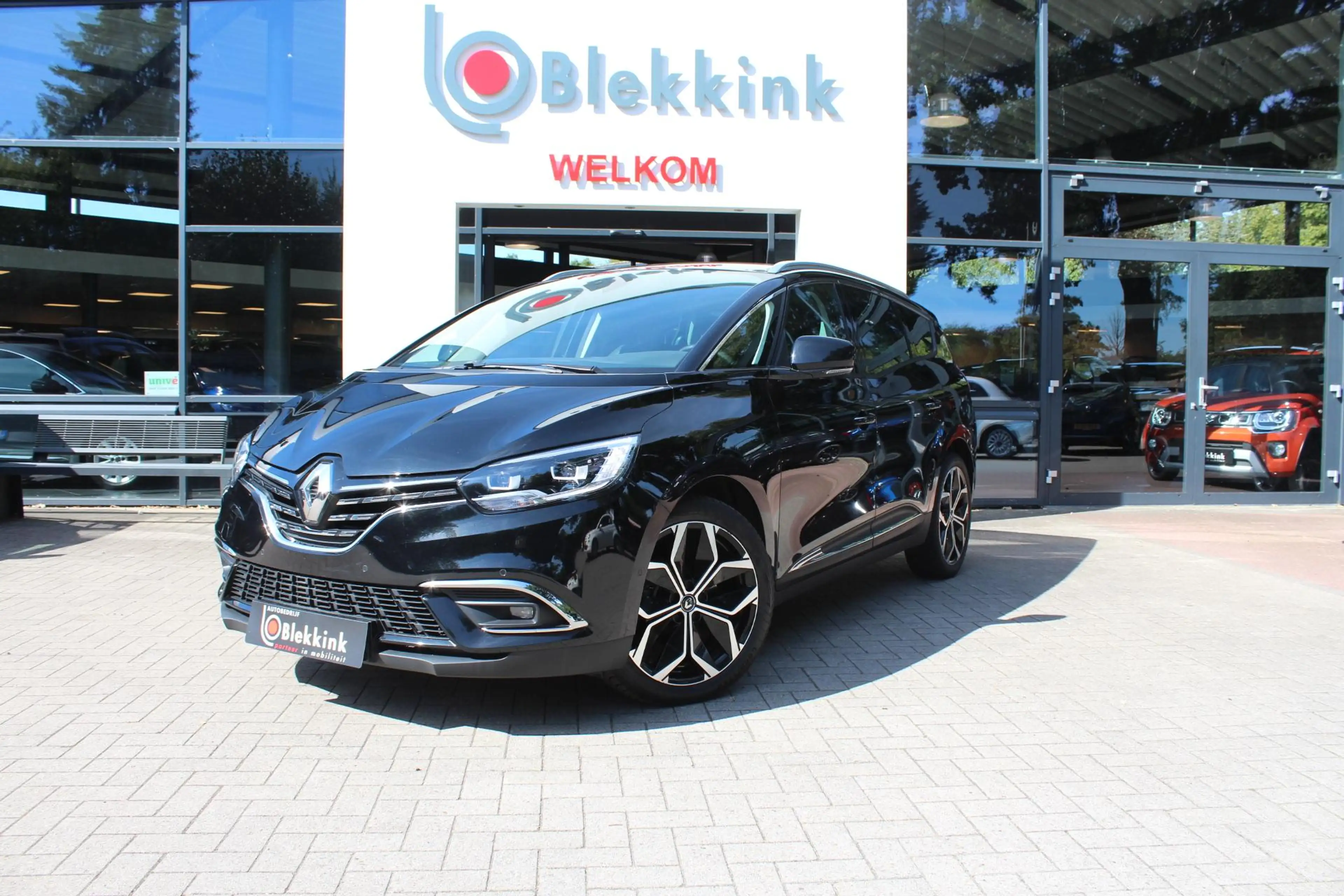 Renault Grand Scenic 1.3 TCe Intens 140 pk Automaat — photo 2