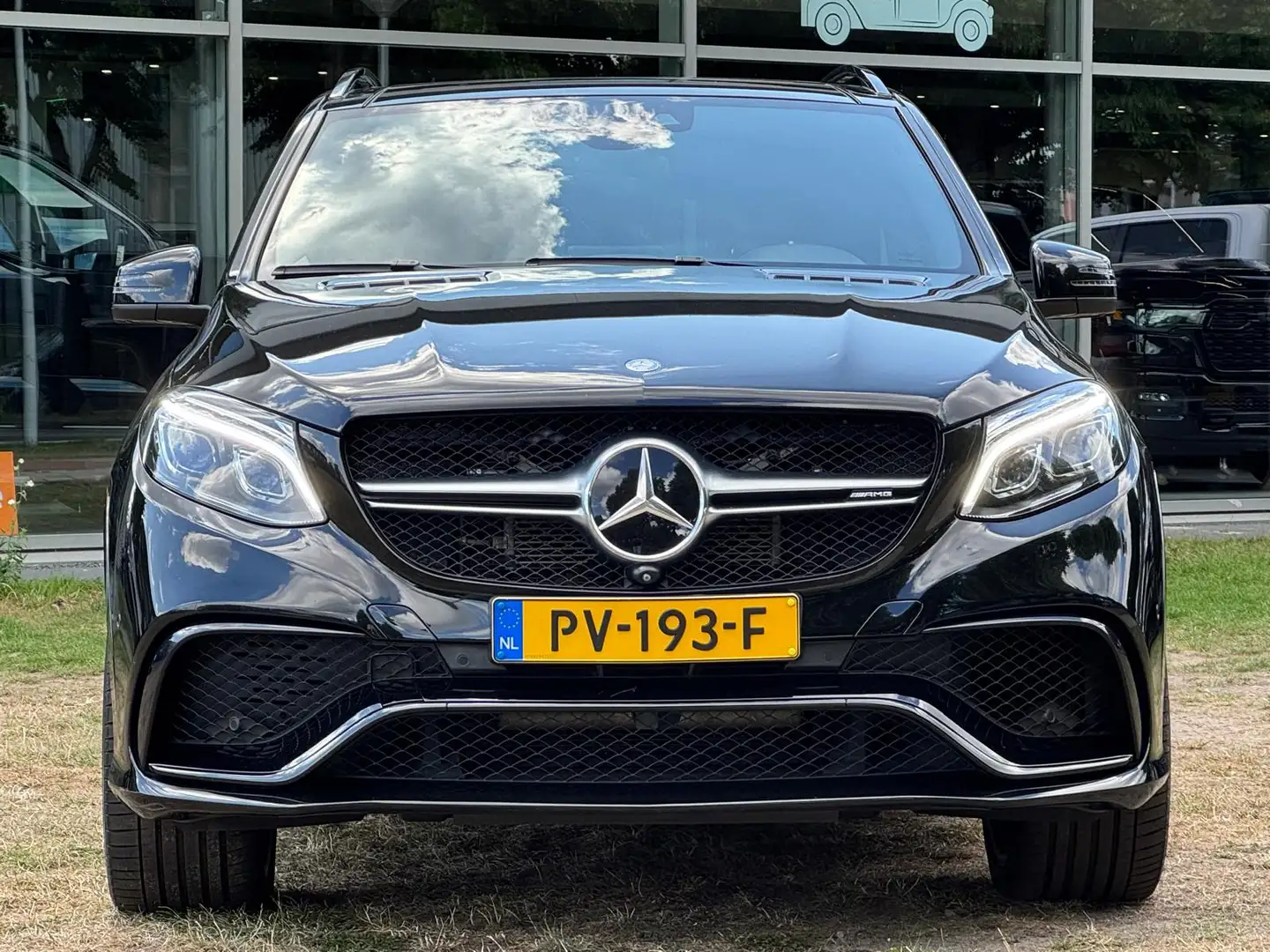 Mercedes-Benz GLE 63 AMG S 4MATIC NL-AUTO Zwart - 2