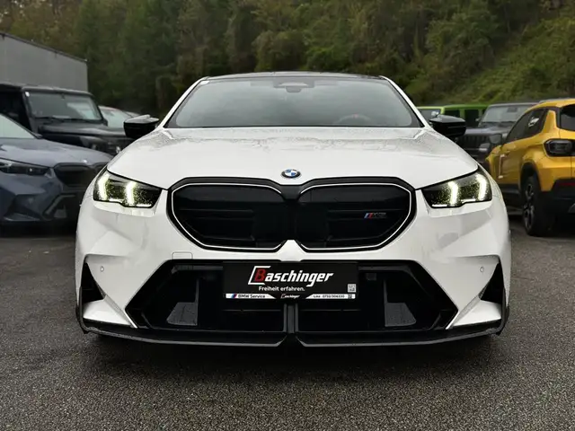 BMW M5 Limousine Ansicht 2