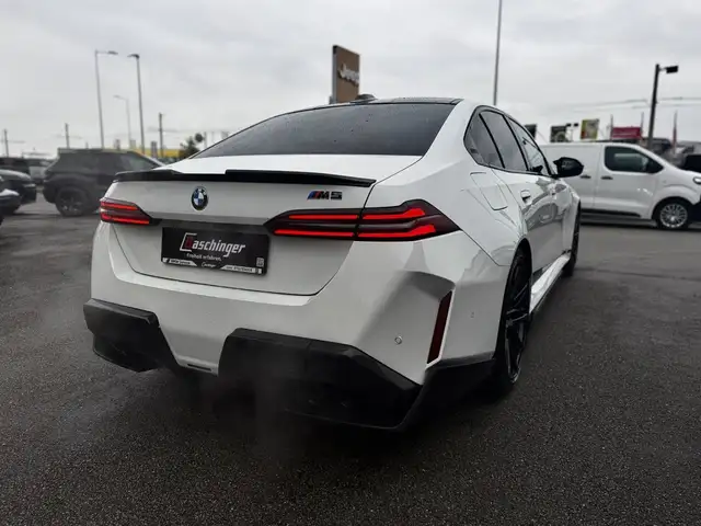 BMW M5 Limousine Ansicht 10