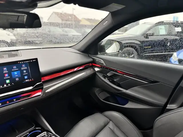 BMW M5 Limousine Ansicht 33