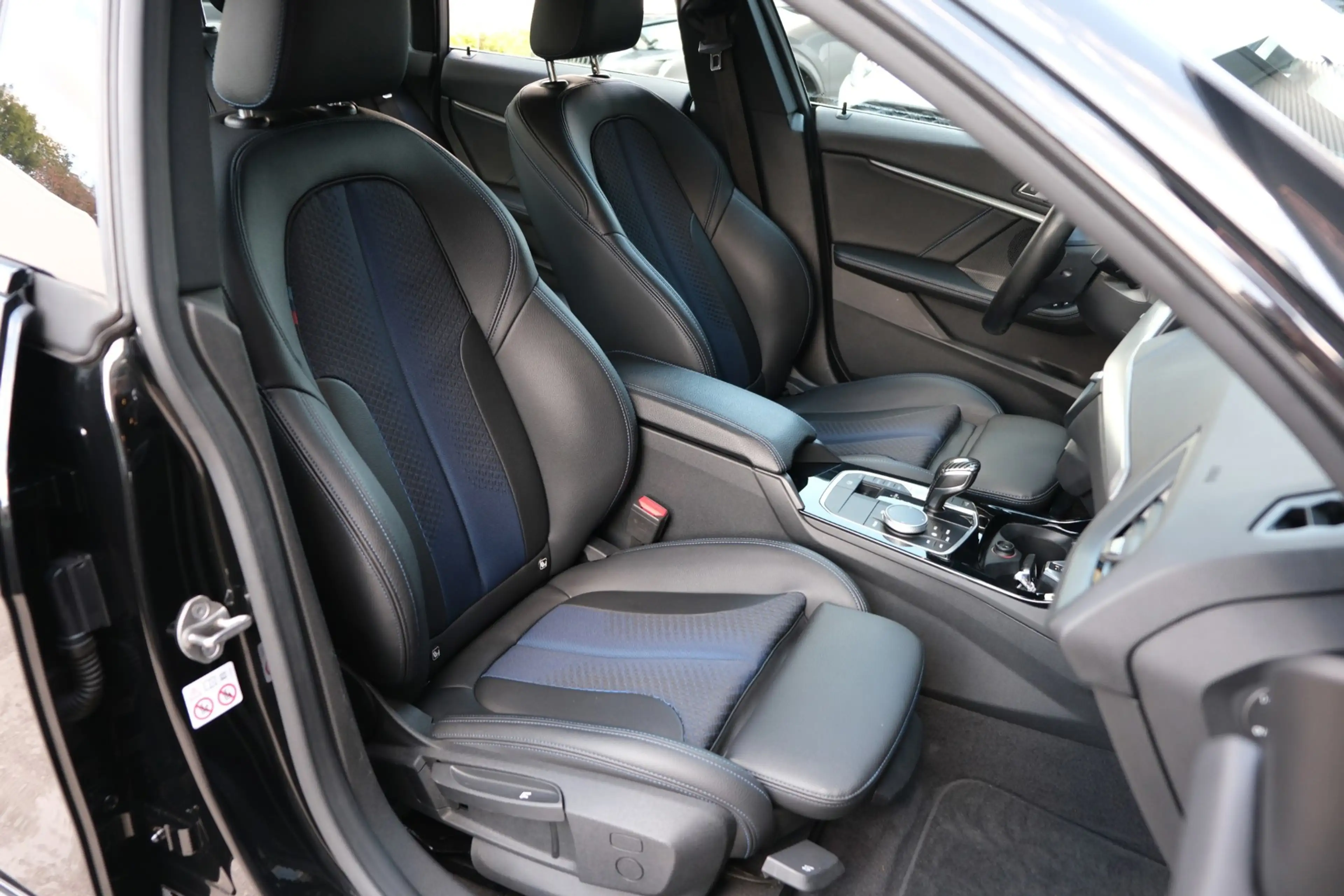 BMW 218 2-serie Gran Coupé 218i High Executive *M-Pakket* — photo 5