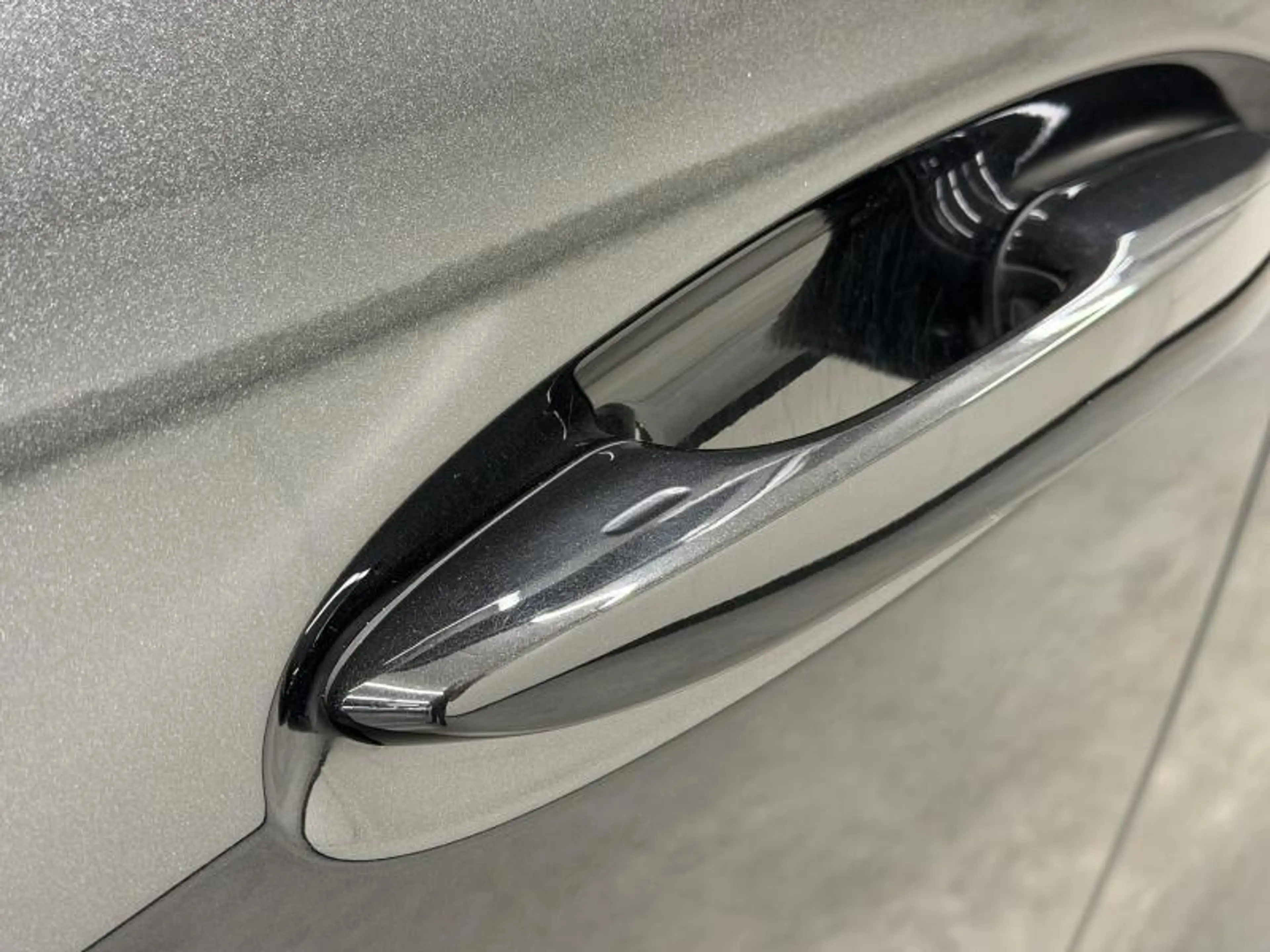 Lexus UX 250h Business Line — photo 9