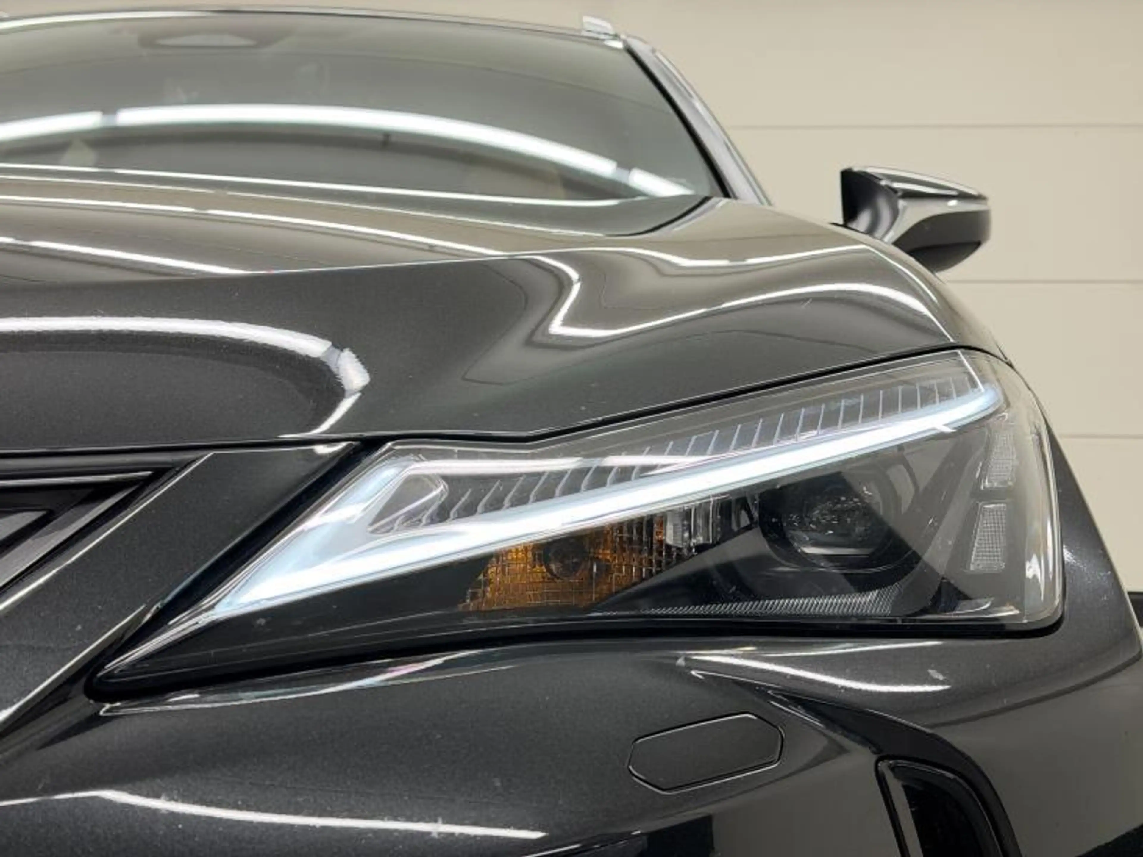Lexus UX 250h Business Line — photo 5