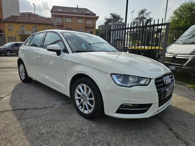Audi A3 view 3