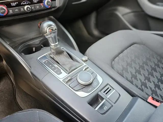 Audi A3 view 11