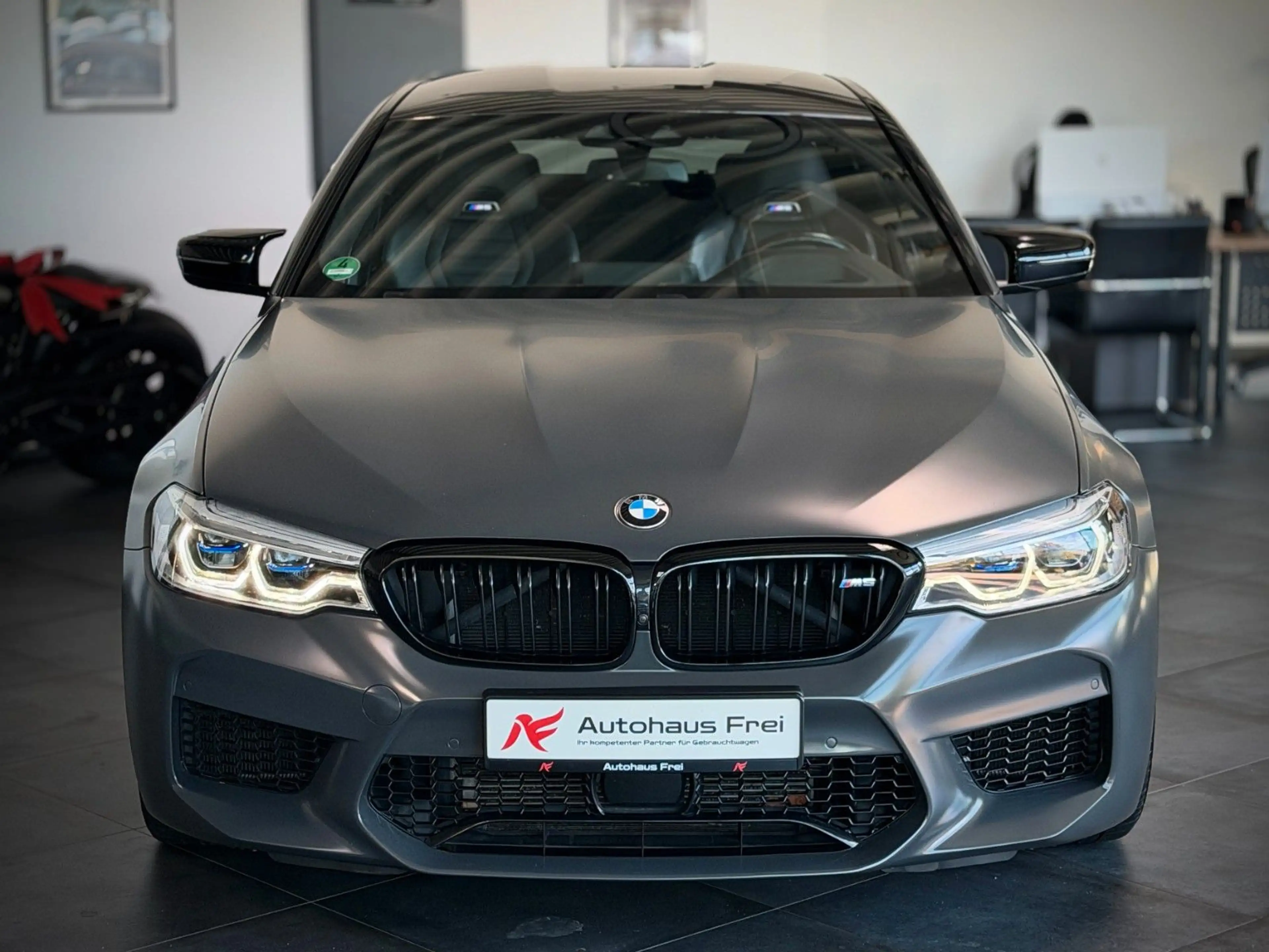 BMW M5 Competition Edition 35*B&W*Carbon-Keramik*HUD — photo 3