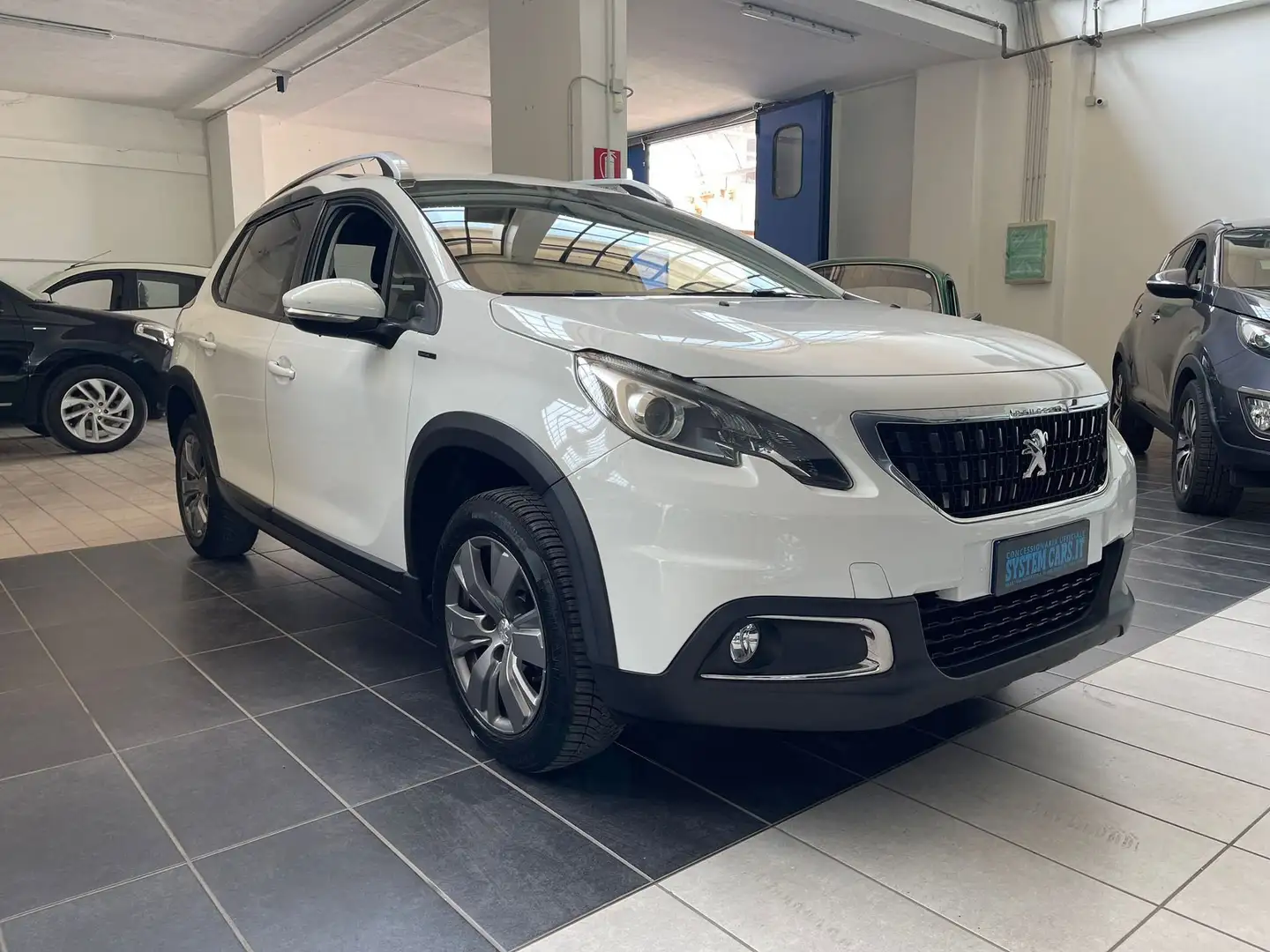 Peugeot 2008 PureTech 130 S&S Allure Bianco - 2