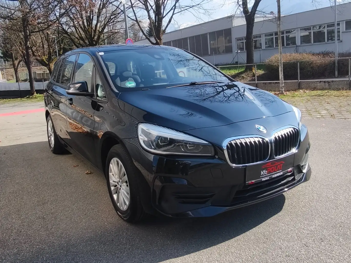 BMW 216 216 i Advantage Schwarz - 2