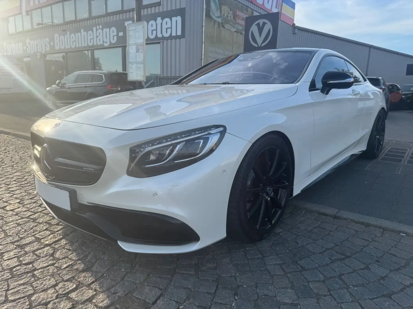 Mercedes-Benz S 63 AMG Coupe 4Matic VOLL MEC AUSPUFF Weiß - 2