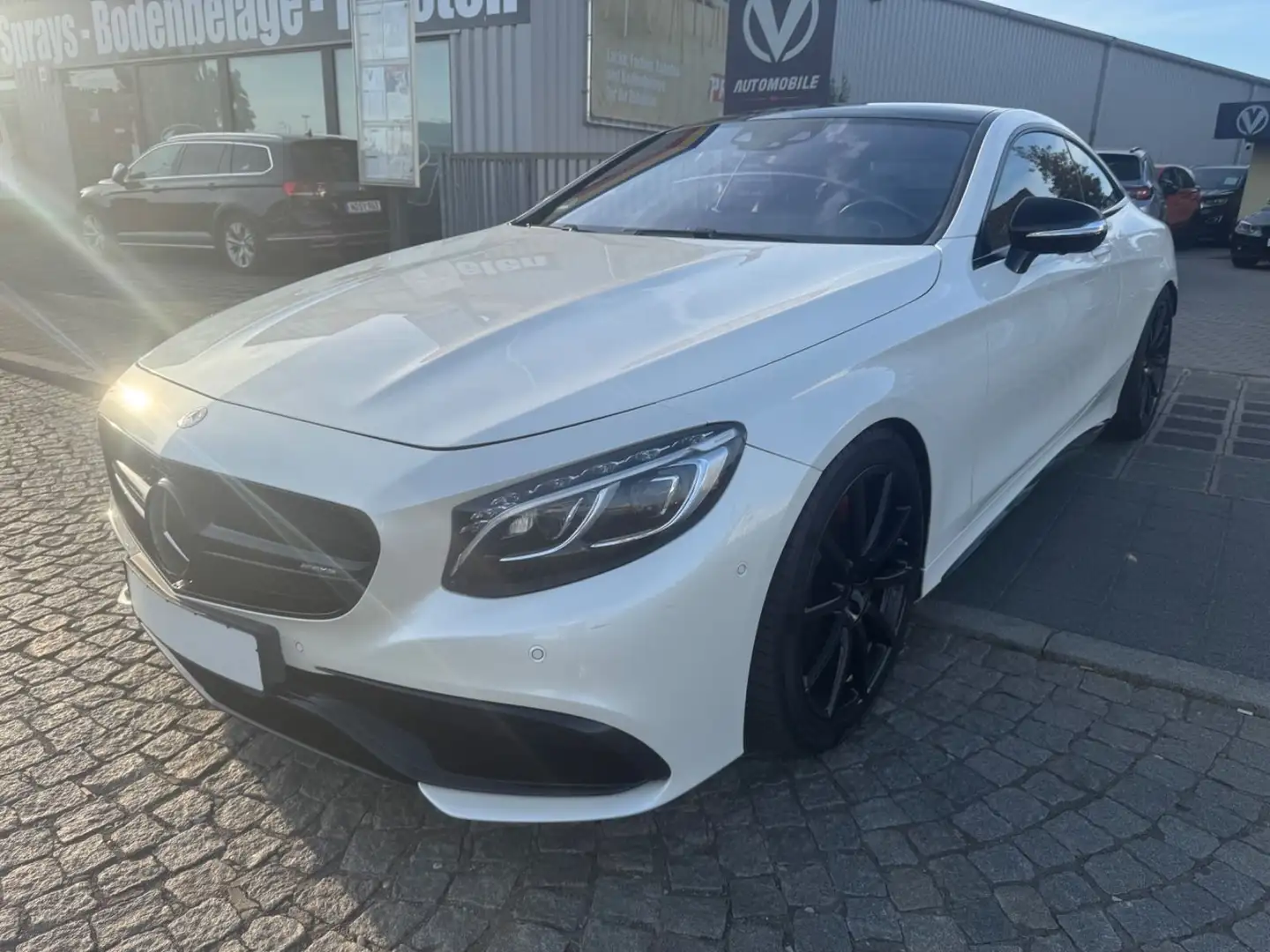 Mercedes-Benz S 63 AMG Coupe 4Matic VOLL MEC AUSPUFF Weiß - 1