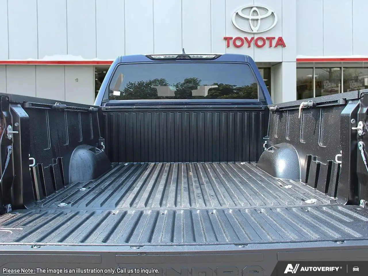 Toyota Tundra снимка Toyota Tundra