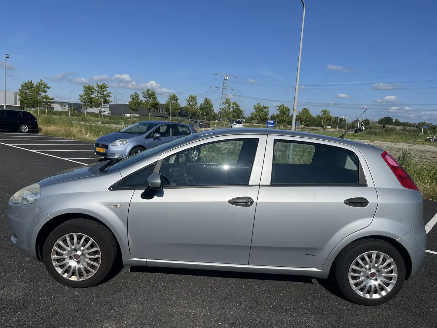 Fiat Punto 1.4 Active/APK Sept 2025/Airco/Elektr pakket Grijs - 2