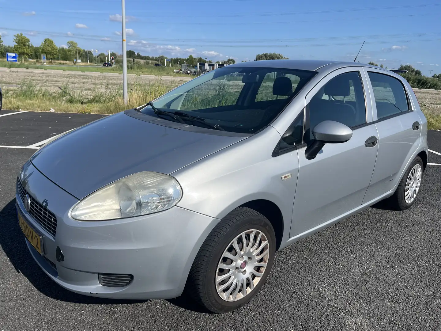 Fiat Punto 1.4 Active/APK Sept 2025/Airco/Elektr pakket Grijs - 1