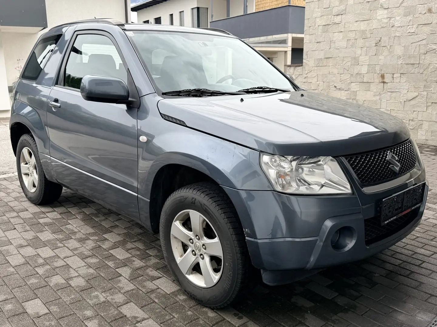 Suzuki Grand Vitara Pickerl 04/2027... Klima... Grau - 2