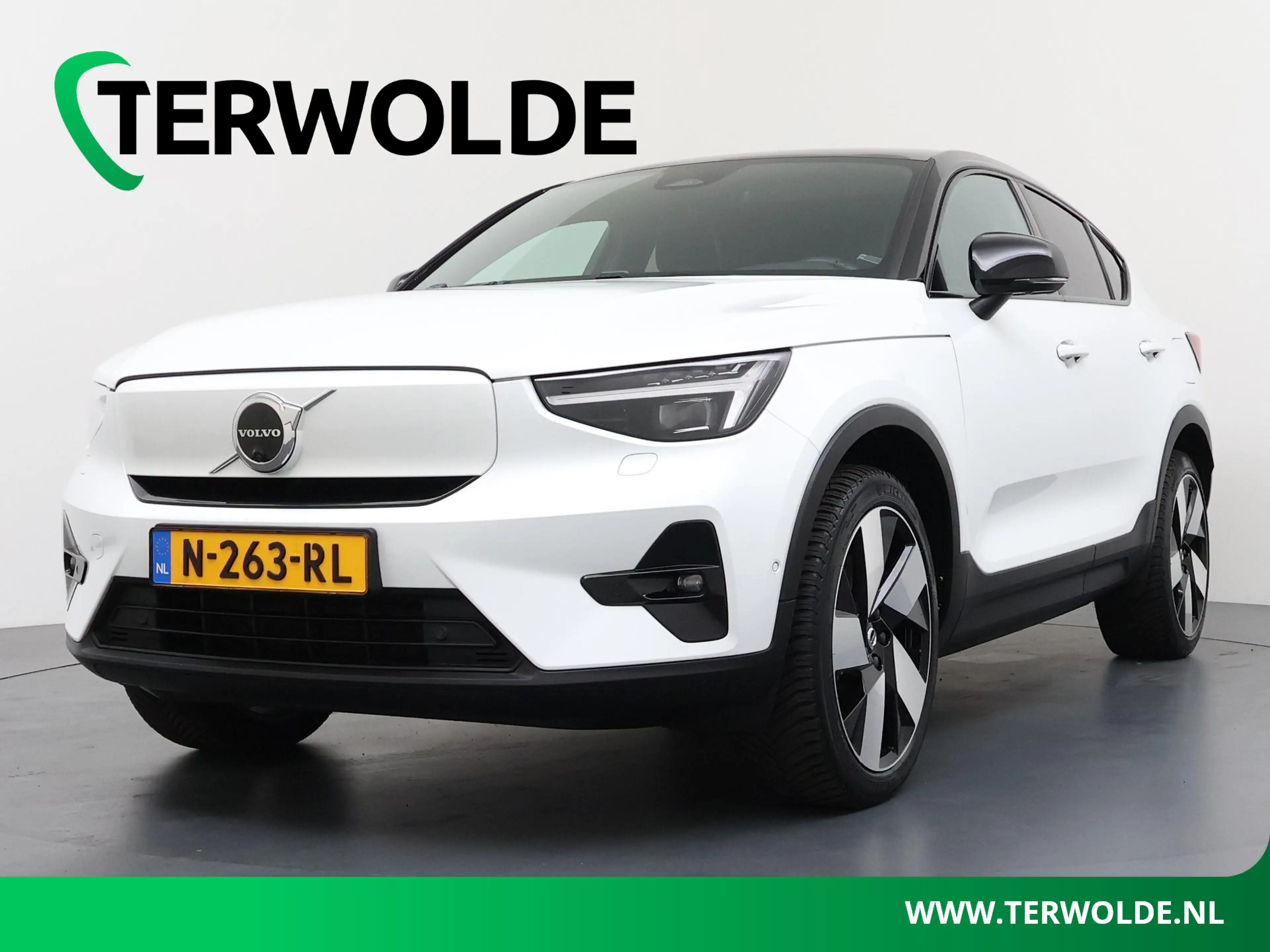 Volvo C40 Recharge Twin Intro Edition 78 kWh | Panoramadak |