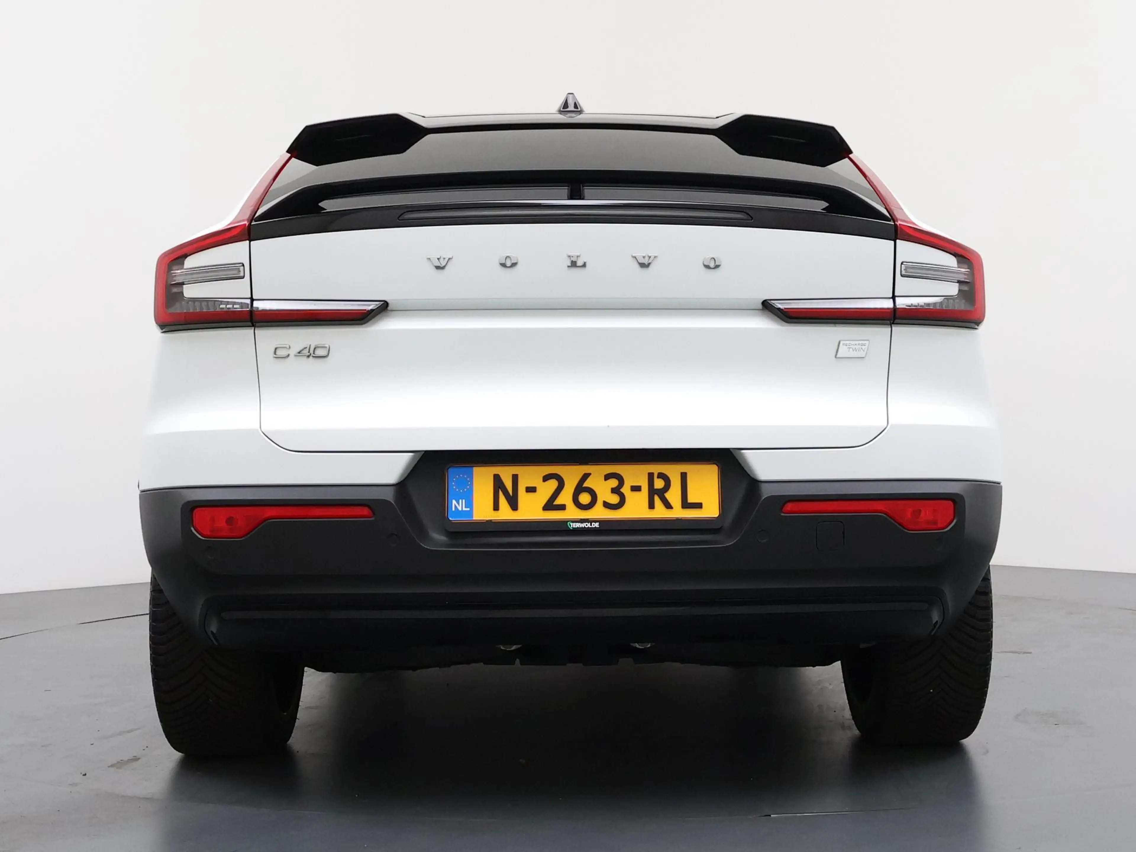 Volvo C40 Recharge Twin Intro Edition 78 kWh | Panoramadak | — photo 4