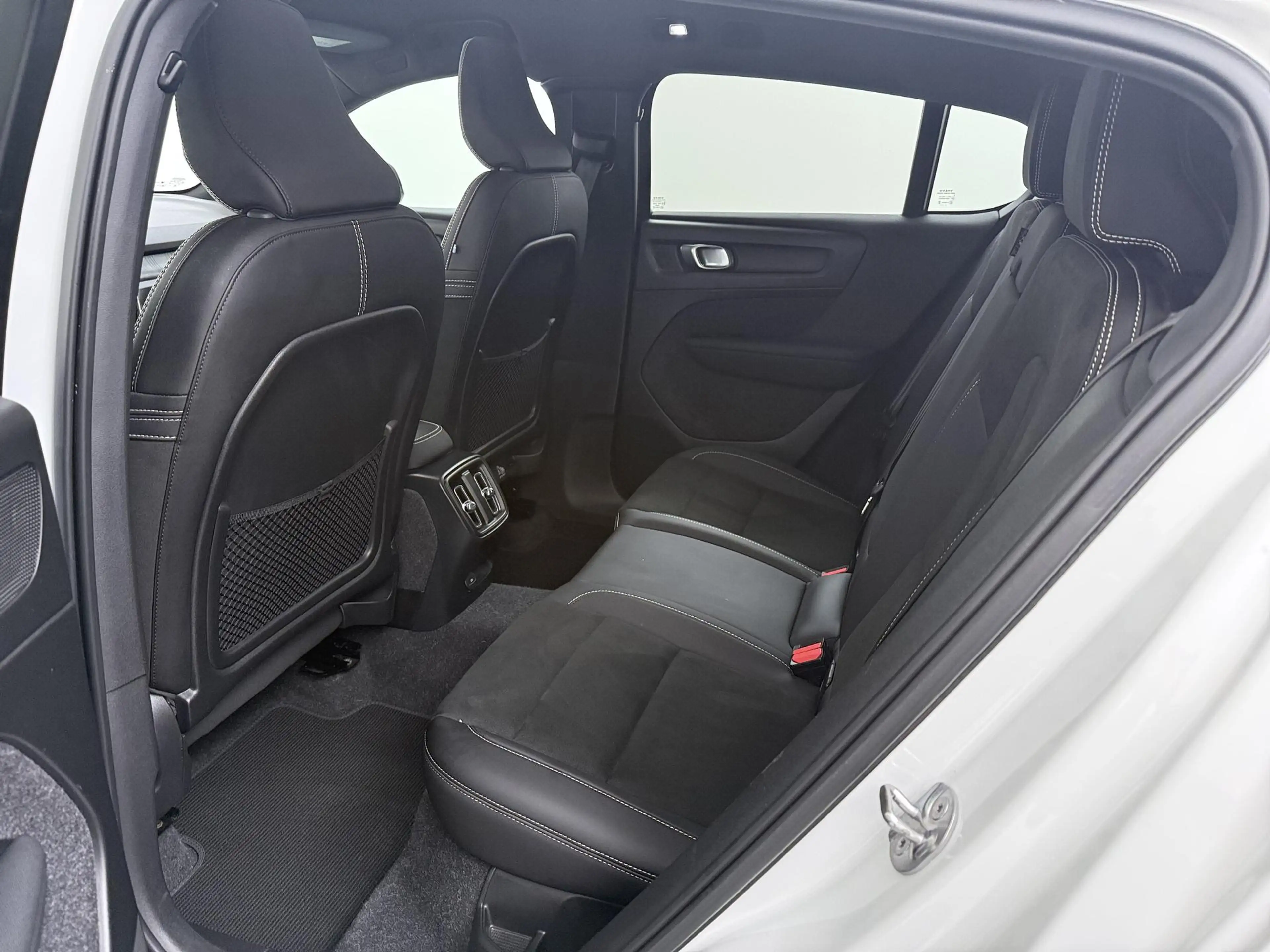 Volvo C40 Recharge Twin Intro Edition 78 kWh | Panoramadak | — photo 14