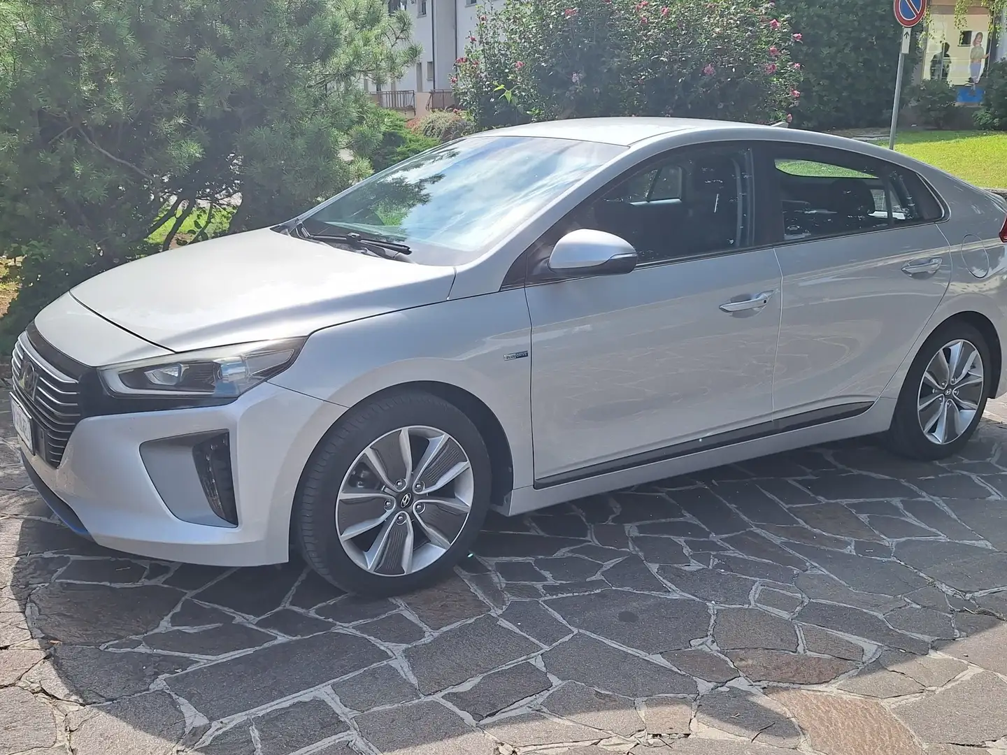 Hyundai IONIQ comfort 1.6 - 1