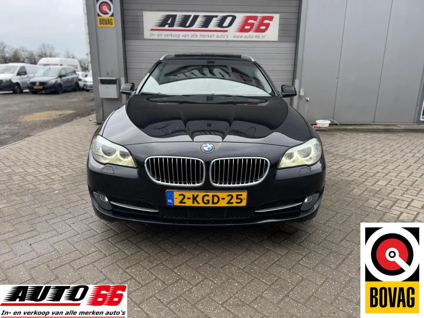 BMW 520 5-serie Touring 520d Executive Pano,Navi, Zwart - 2