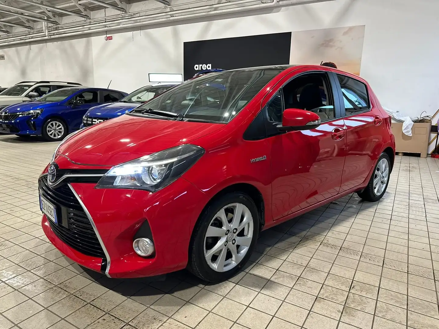 Toyota Yaris Yaris 1.5 Hybrid 5 porte Style Rosso - 2