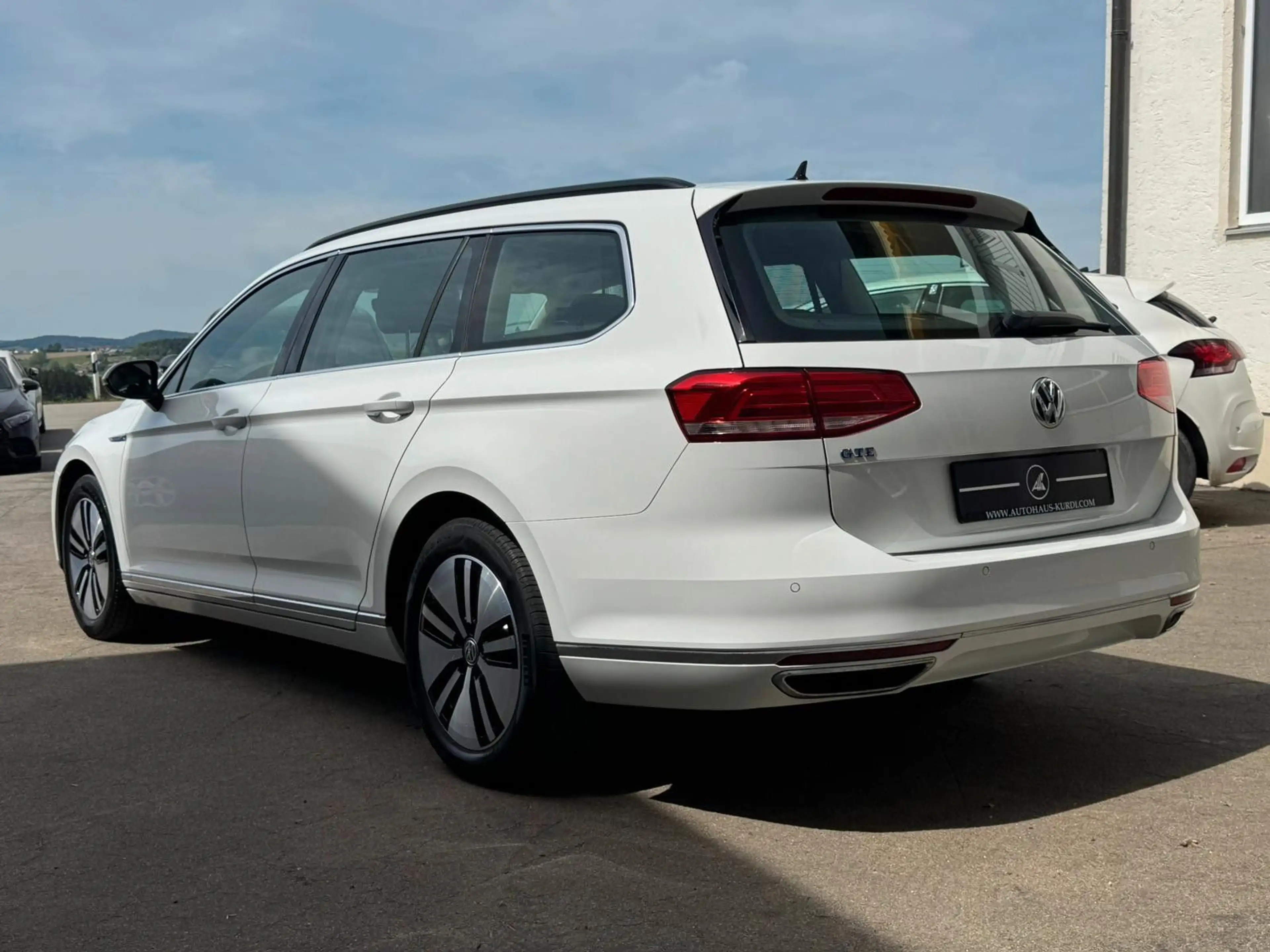Volkswagen Passat Variant 1.4TSI GTE AMBIENTE LED 3-Z-KLIMA — photo 8