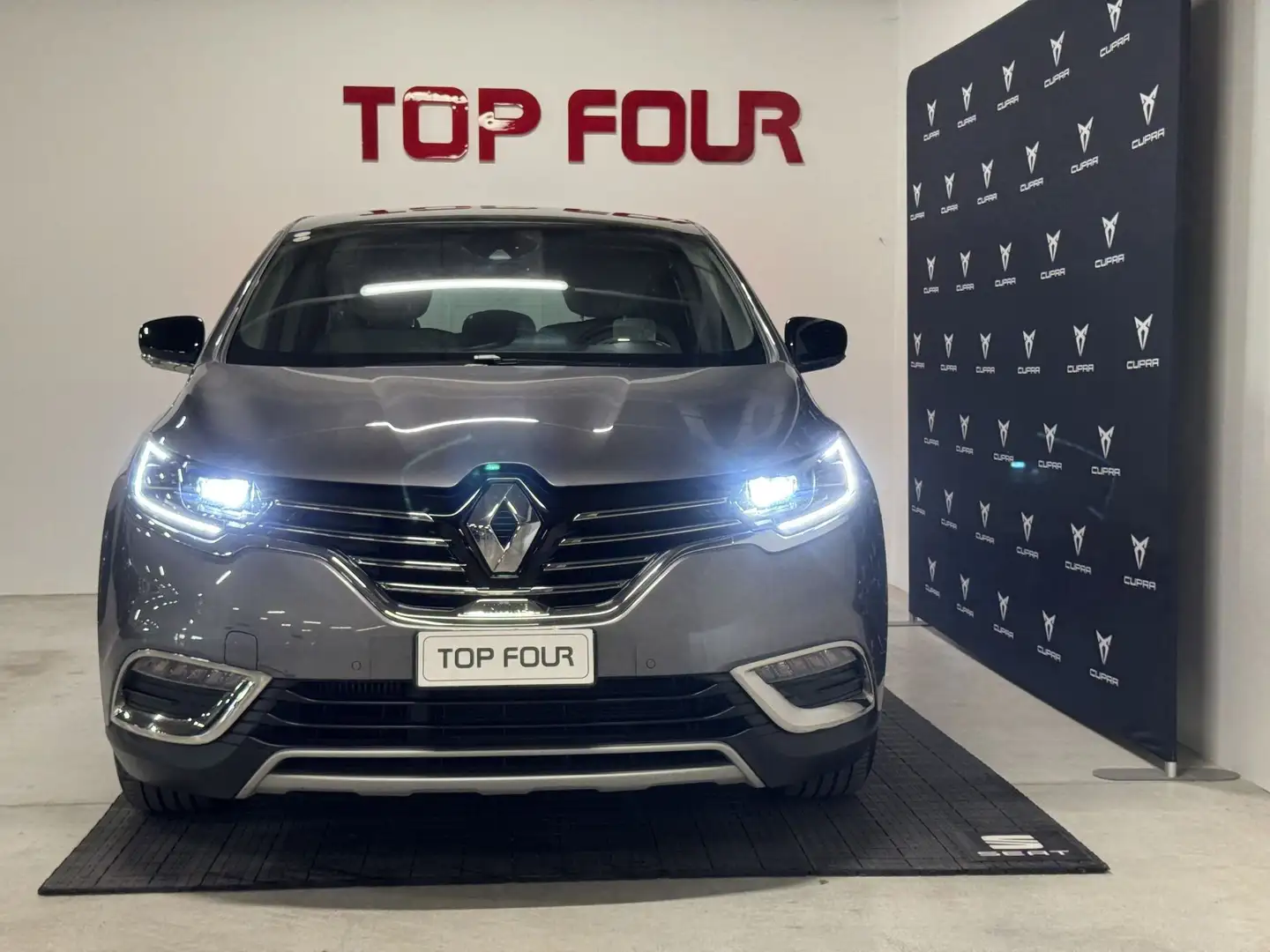 Renault Espace 1.6 dCi 160 CV EDC Initiale Paris Bruin - 2