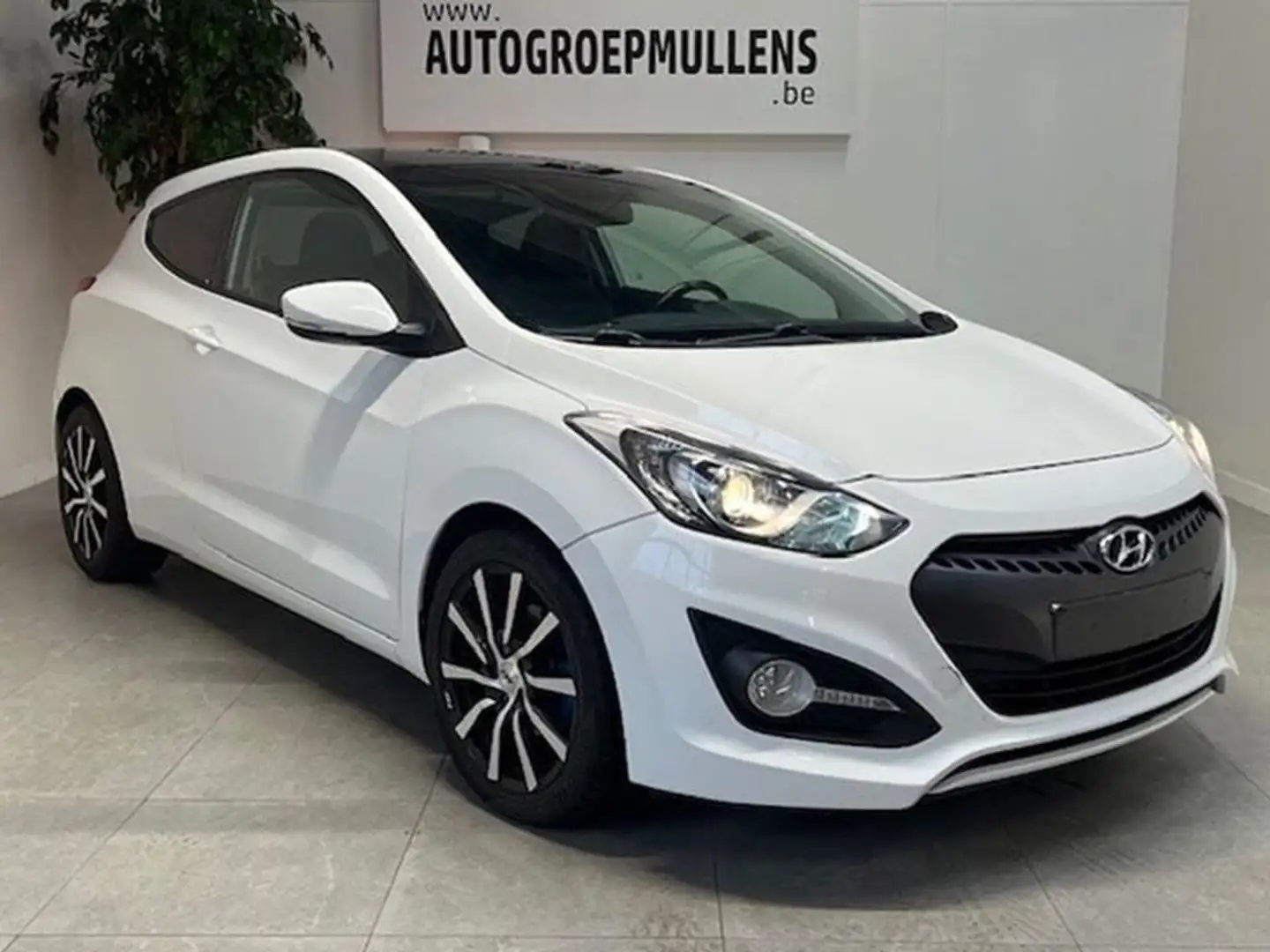 Hyundai i30 CRDi Blackline ISG Blanco - 2