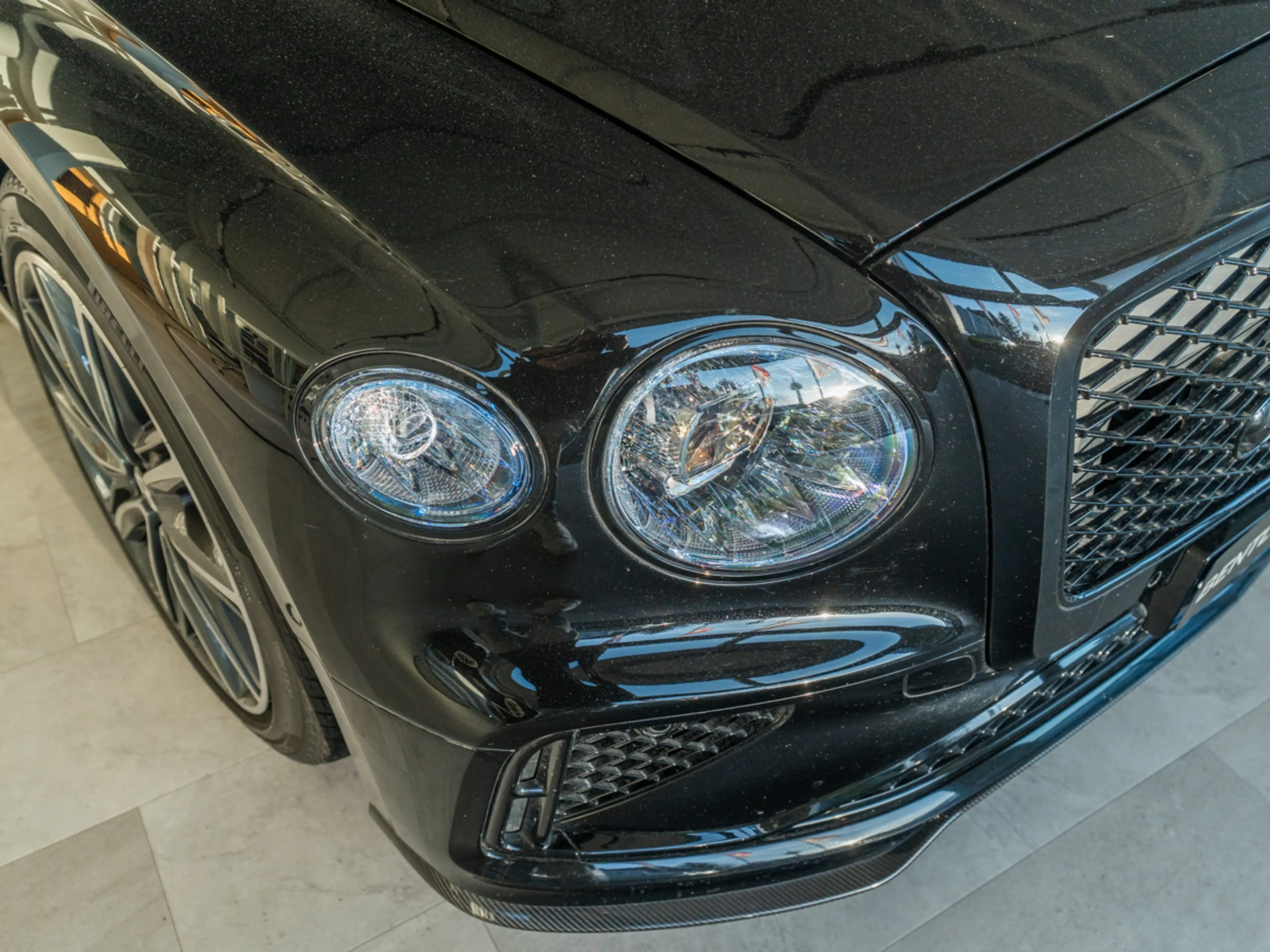 Bentley Flying Spur Speed MY25 | Bentley Nürnberg Akrapovic — photo 8