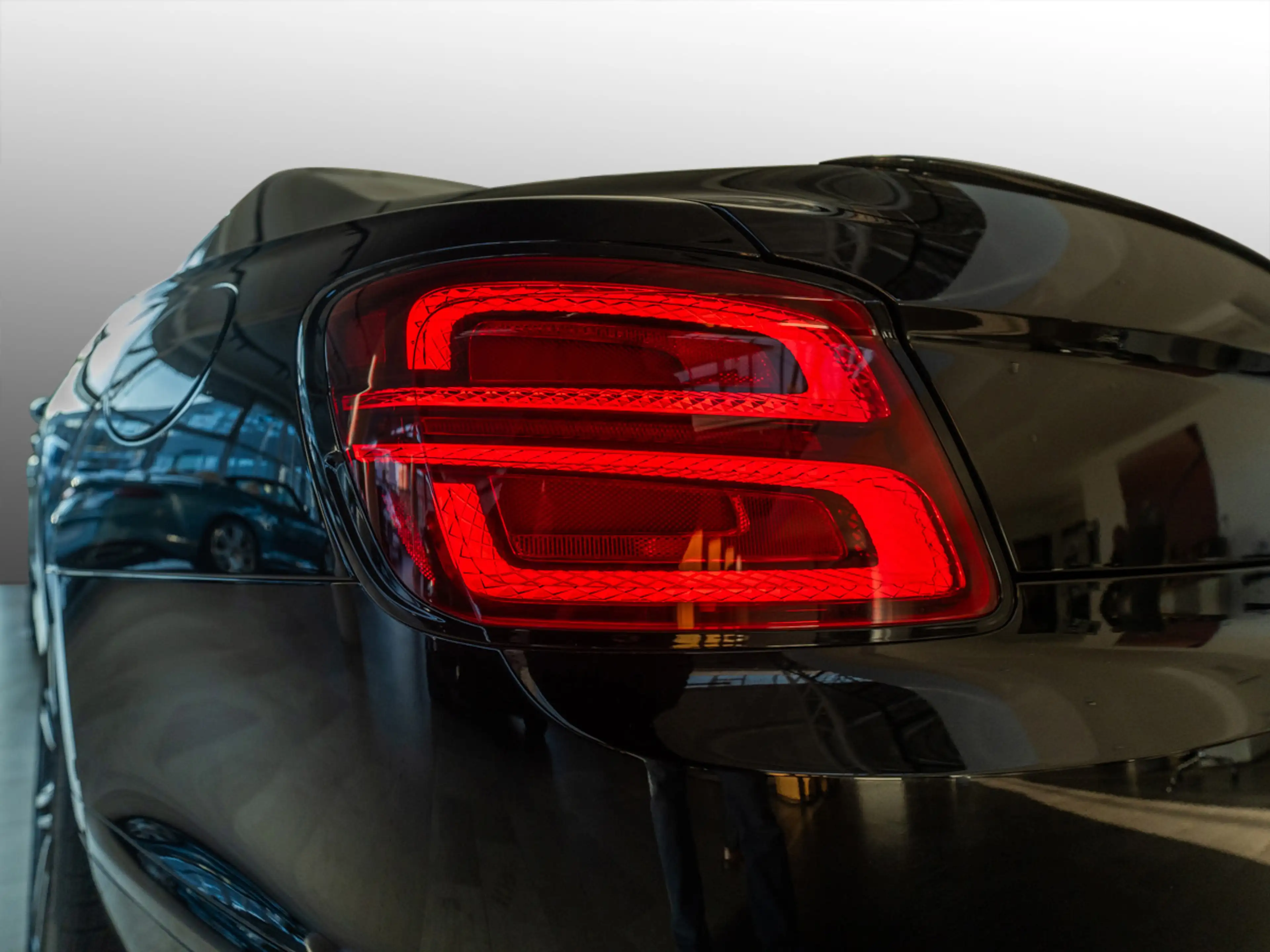 Bentley Flying Spur Speed MY25 | Bentley Nürnberg Akrapovic — photo 10