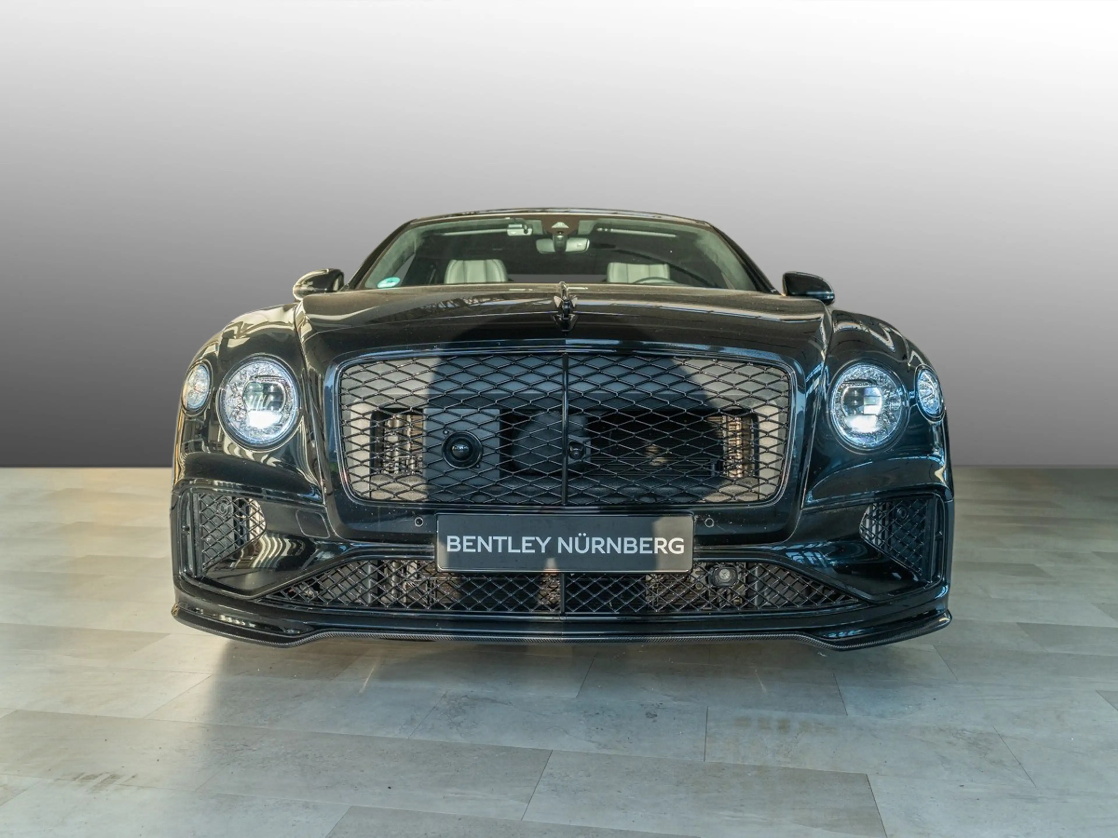 Bentley Flying Spur Speed MY25 | Bentley Nürnberg Akrapovic — photo 7