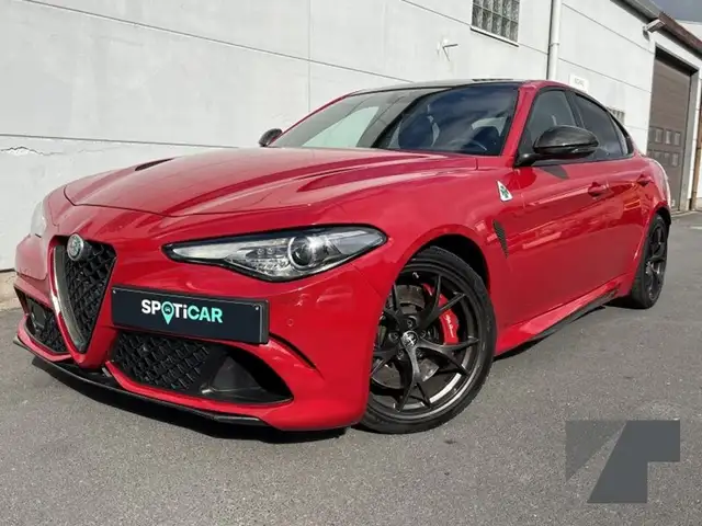 Alfa Romeo Giulia 2.9 V6 Quadrifoglio - Carbon dak*H&K*camera*Navi*D