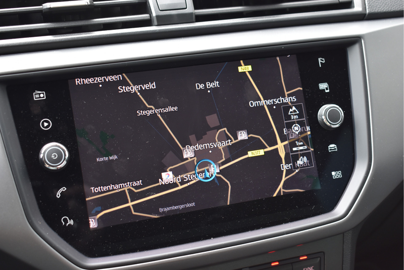 SEAT Ibiza 1.0 TSI Style Business Intense Camera, Navi, Clima — photo 10