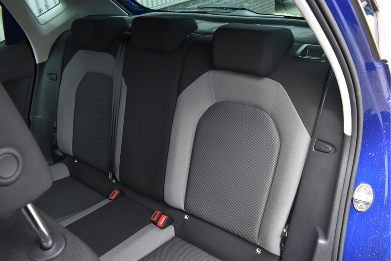SEAT Ibiza 1.0 TSI Style Business Intense Camera, Navi, Clima — photo 25