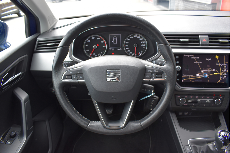 SEAT Ibiza 1.0 TSI Style Business Intense Camera, Navi, Clima — photo 4