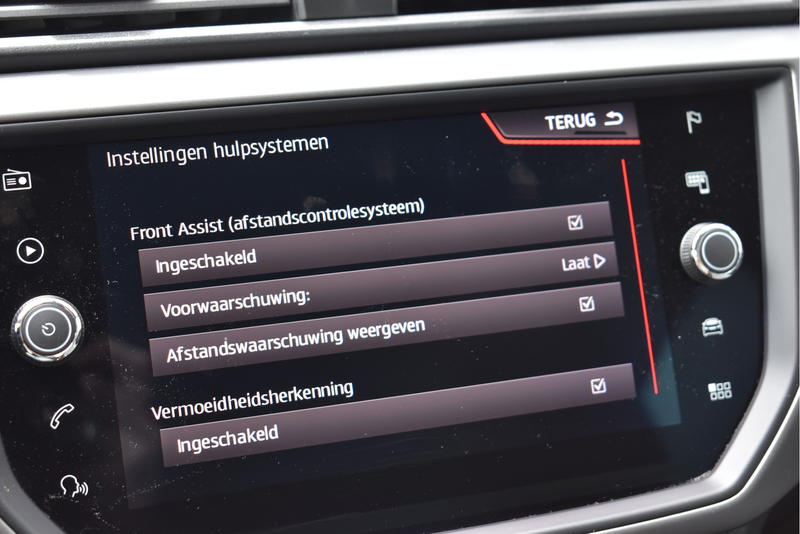 SEAT Ibiza 1.0 TSI Style Business Intense Camera, Navi, Clima — photo 18