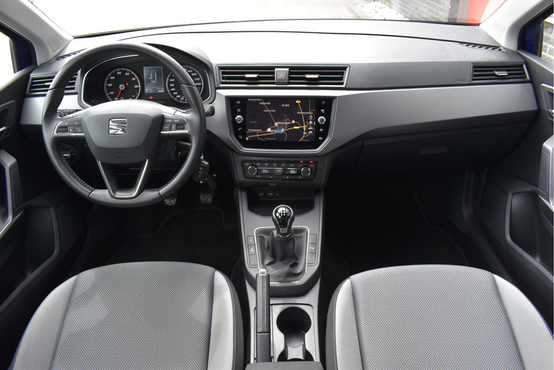 SEAT Ibiza 1.0 TSI Style Business Intense Camera, Navi, Clima — photo 3
