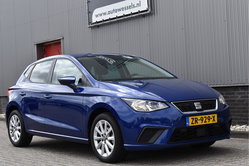 SEAT Ibiza 1.0 TSI Style Business Intense Camera, Navi, Clima — photo 11
