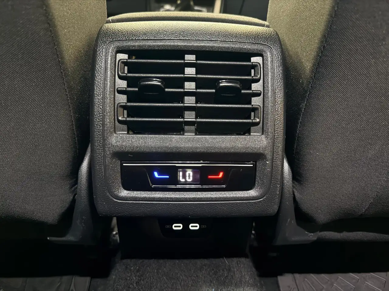 Volkswagen Golf 1.0 TSI CarPlay GPS Cockpit LED Airco J.A, миниатюра 24