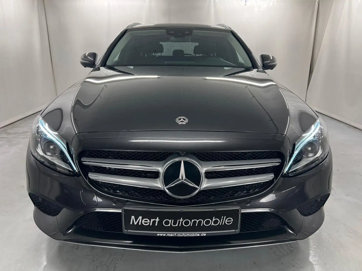 Mercedes-Benz C 300 C300 T de*MB100GAR*DISTR*WIDE*TOT*BUR*MEM*AHK* Gris - 2