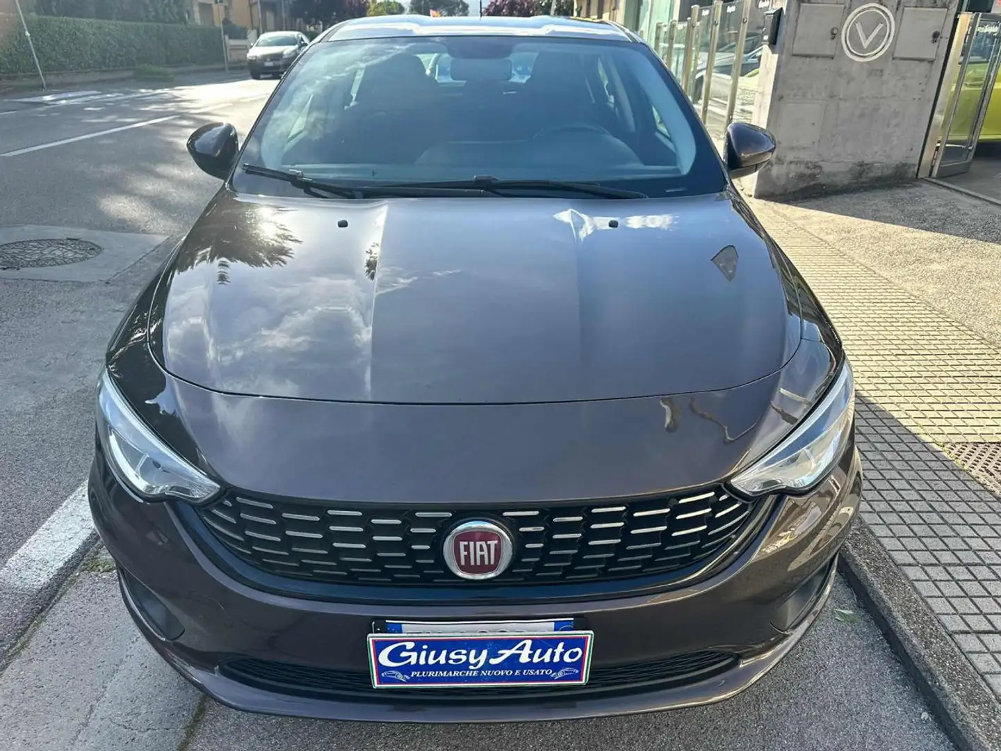 Fiat Tipo 1.3 Mjt S&S 5 porte Marrone - 2