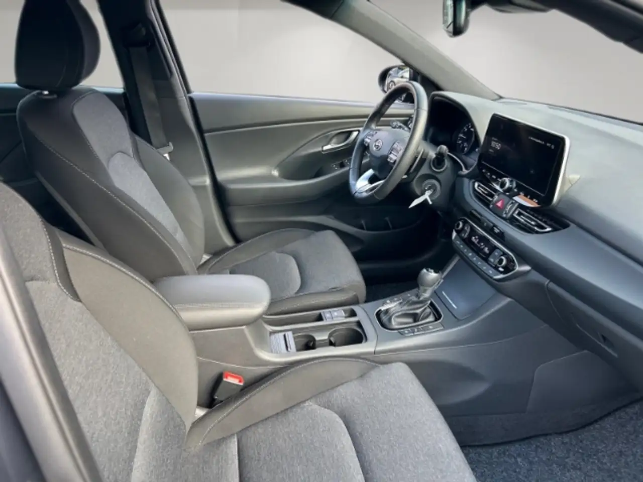 Hyundai i30 Connect & Go Autom Allwetter Navi LED Apple CarPla, миниатюра 15