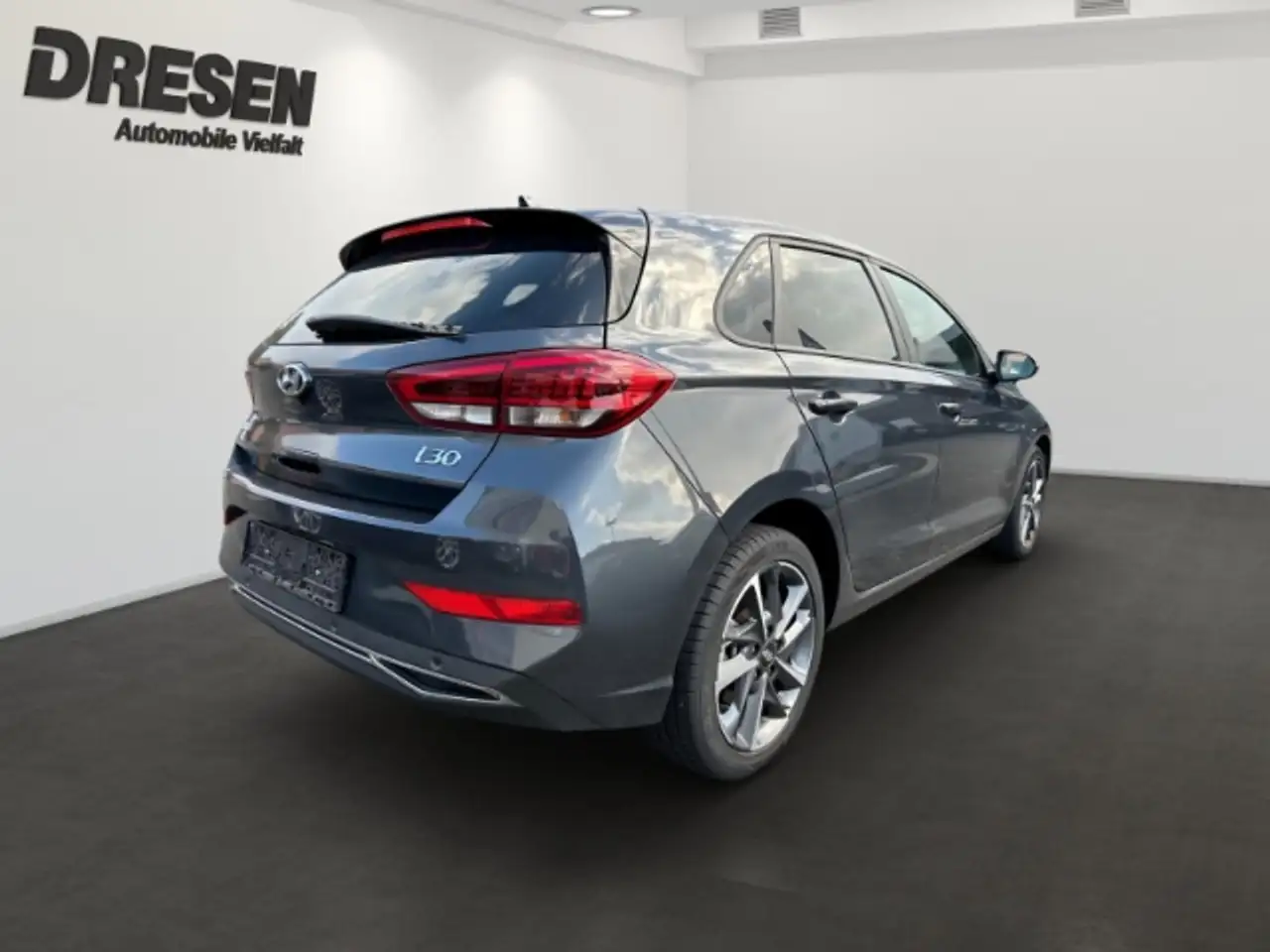 Hyundai i30 Connect & Go Autom Allwetter Navi LED Apple CarPla, миниатюра 4