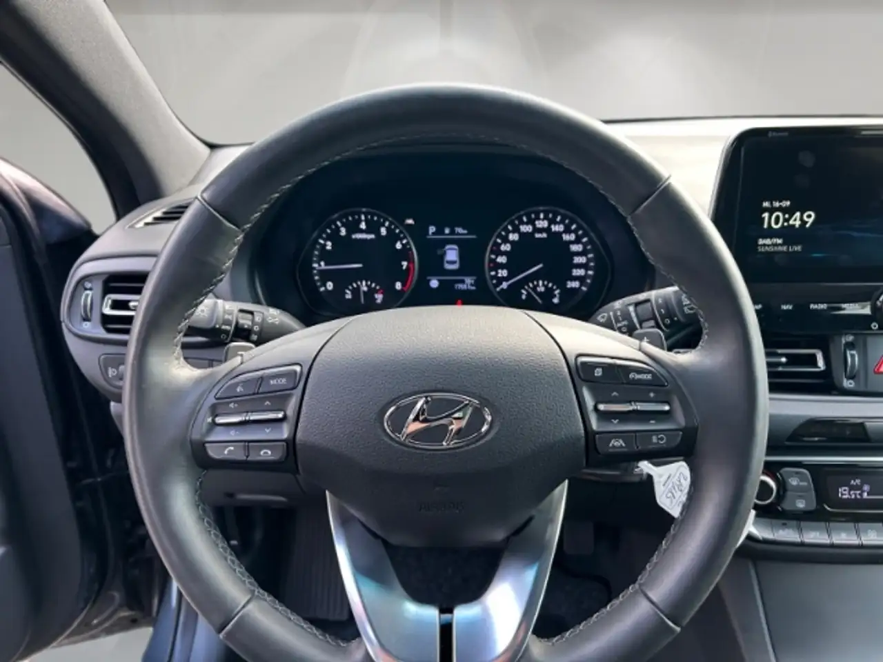 Hyundai i30 Connect & Go Autom Allwetter Navi LED Apple CarPla, миниатюра 9