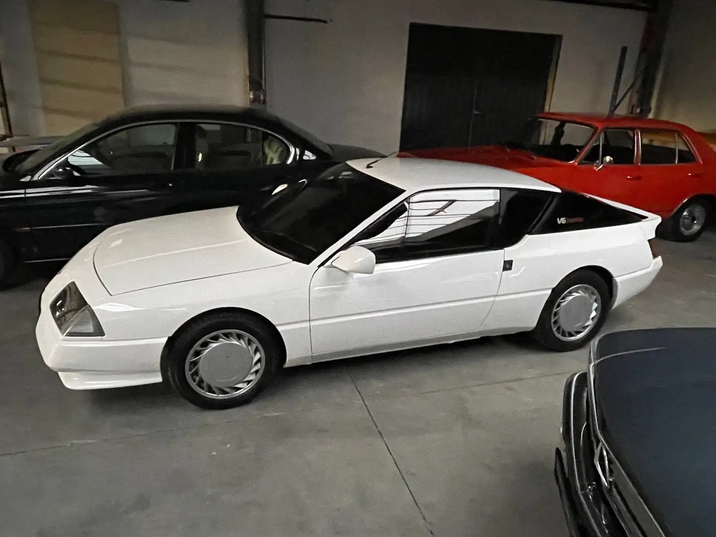Renault ALPINE V6 GT Turbo*nur 33000km*WGA Zustand 1-*TOP* Белый - 2