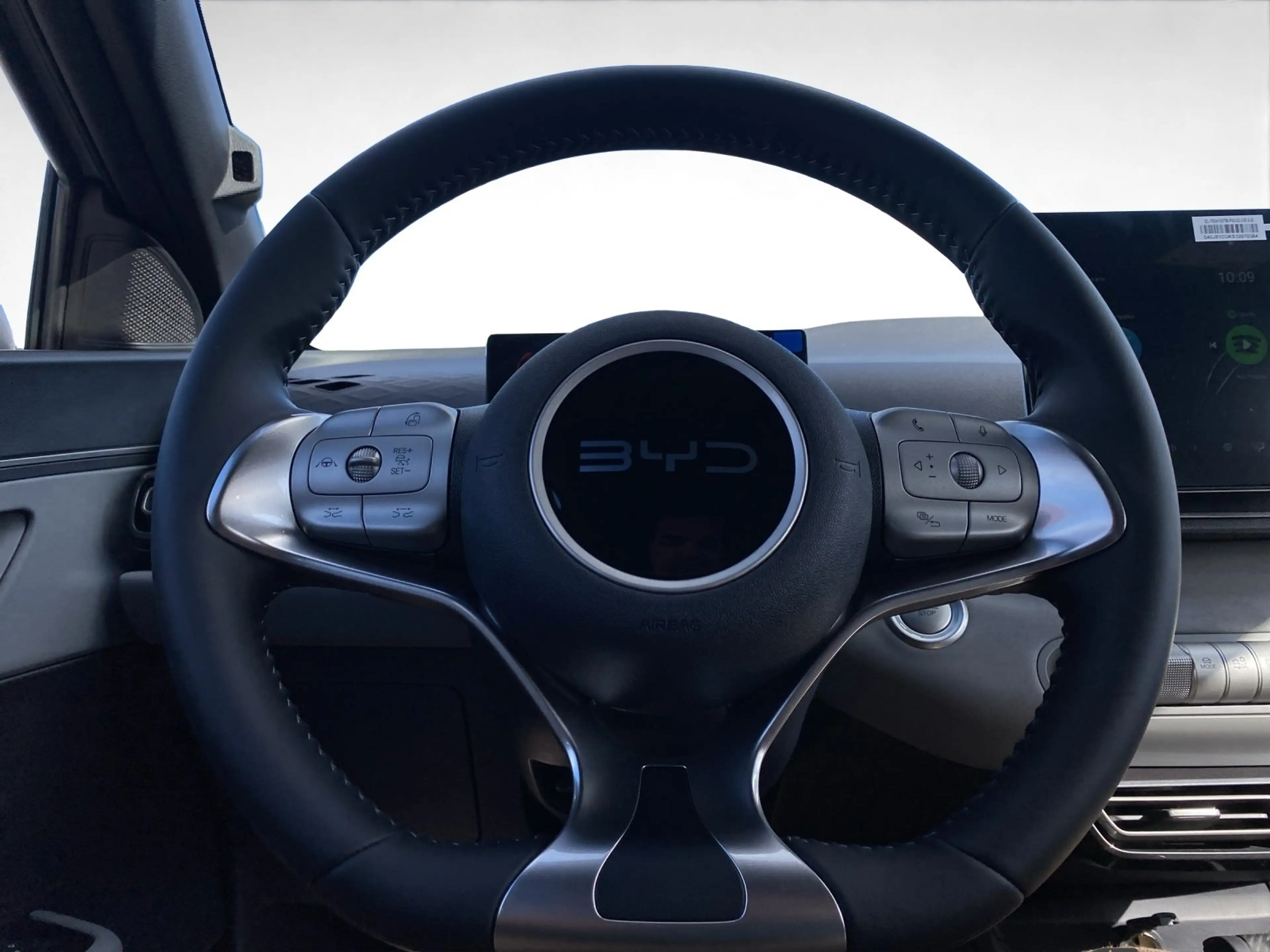 BYD Dolphin Surf 30kWh Active Carplay*Navi*DAB* — photo 13
